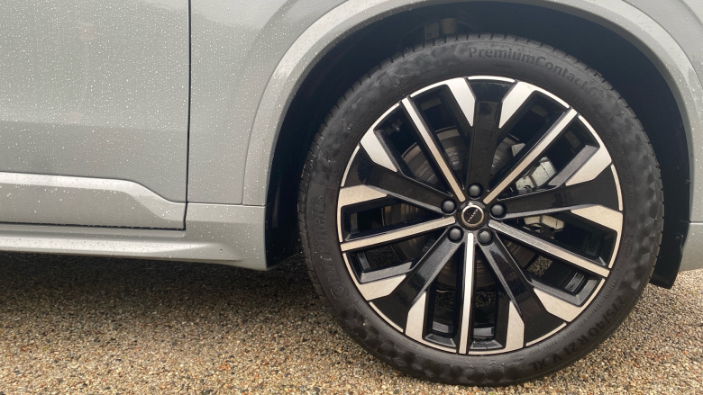 Volvo XC90 2.0 B5P Ultra Dark 5dr AWD Geartronic Petrol Estate